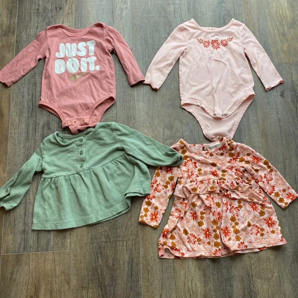 Nike Carters OshKosh Baby Girl 12M Lot 9pc Bodysuits Pants Dress Vest Floral - Picture 8 of 8